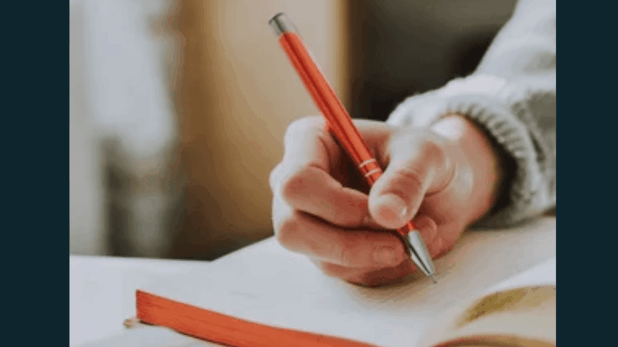 [blog]_[How to write helpful content in light of Google's helpful content update]_[Blog Picture]